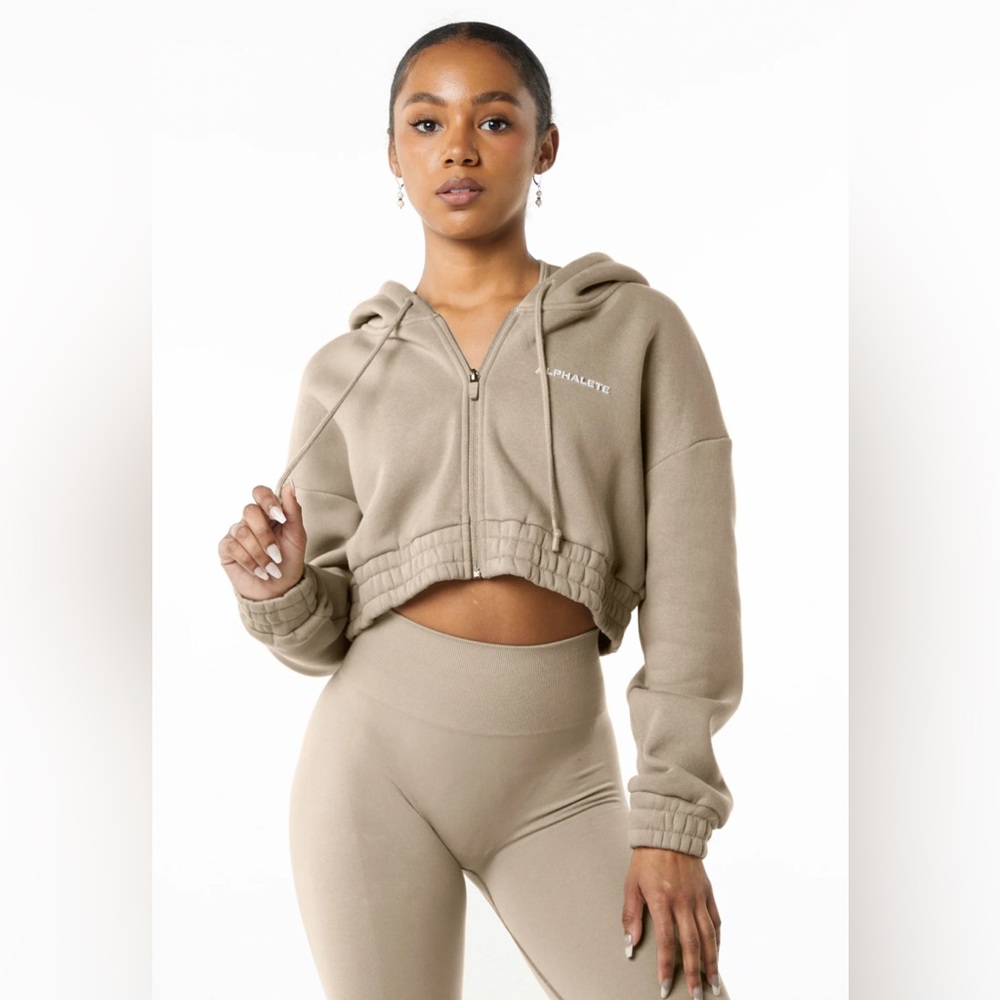 EUC ✨ Alphalete Classic Capital Full Zip Crop Hoodie Smoke - Picture 5 of 5